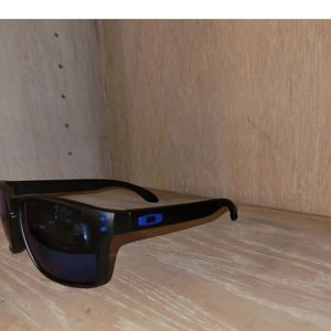 Polarized sunglasses